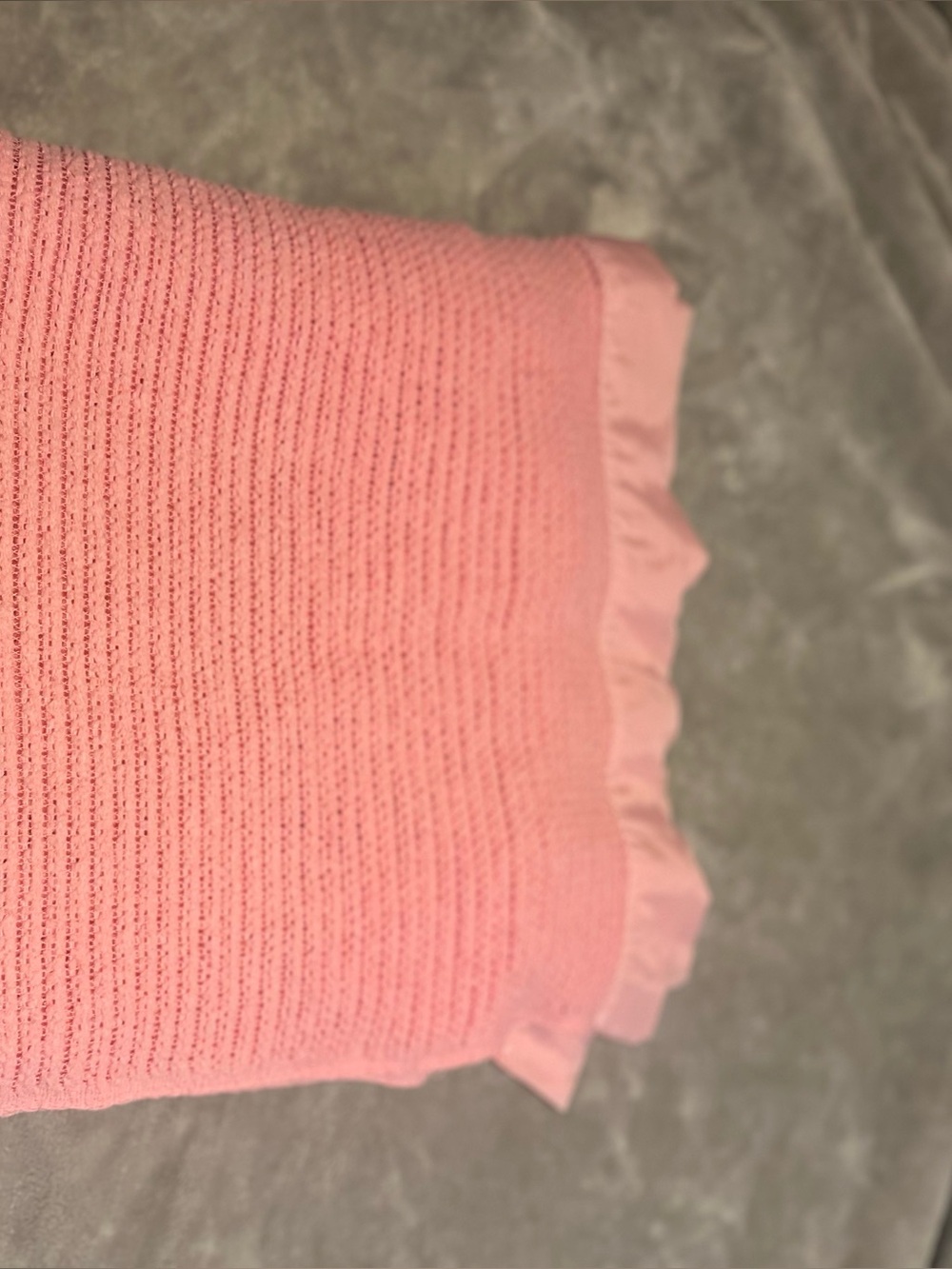 Vintage Pink Blanket Waffle Weave Thermal Satin Trim Edge Acrylic Throw